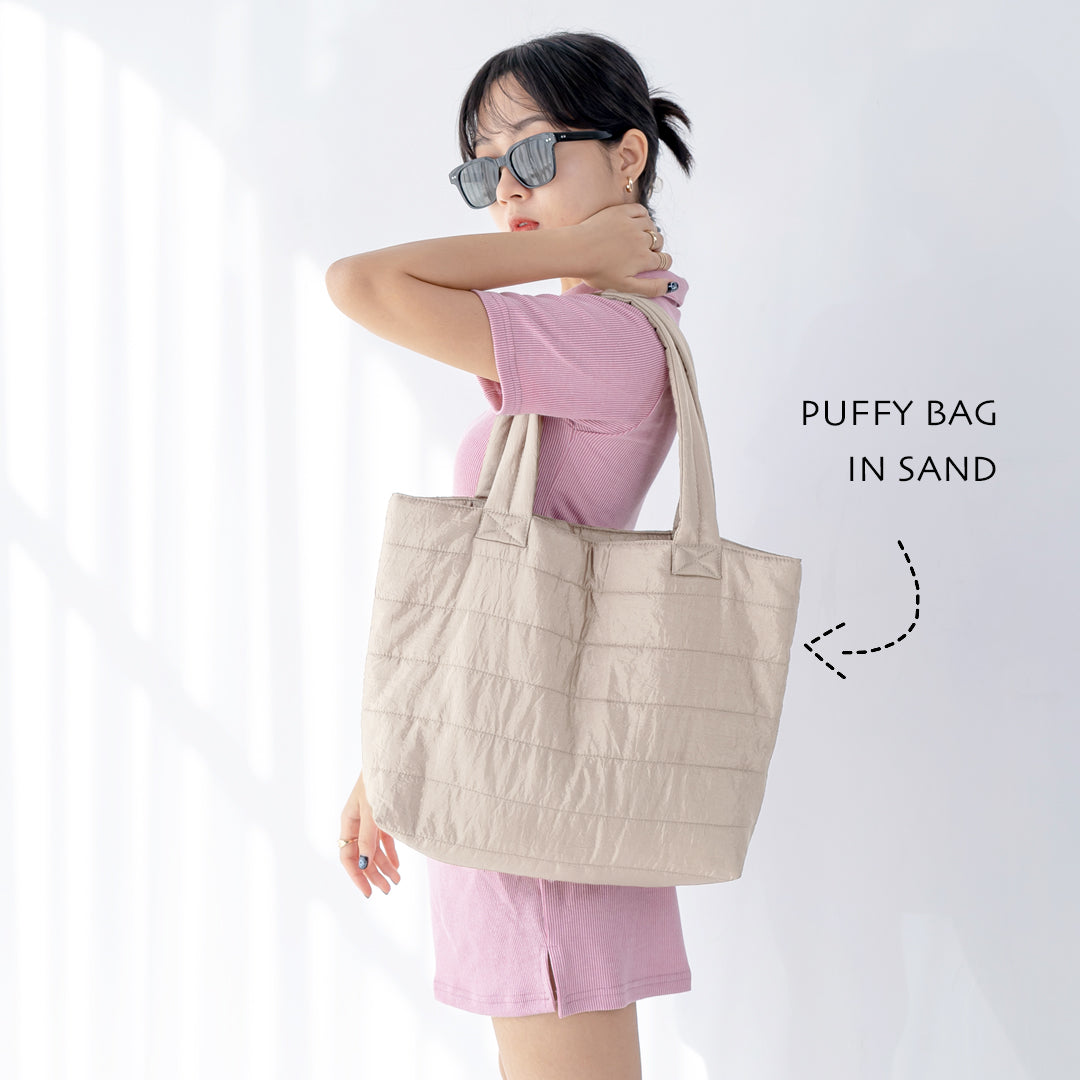 Nomitee's Puffy Tas Tote Bag