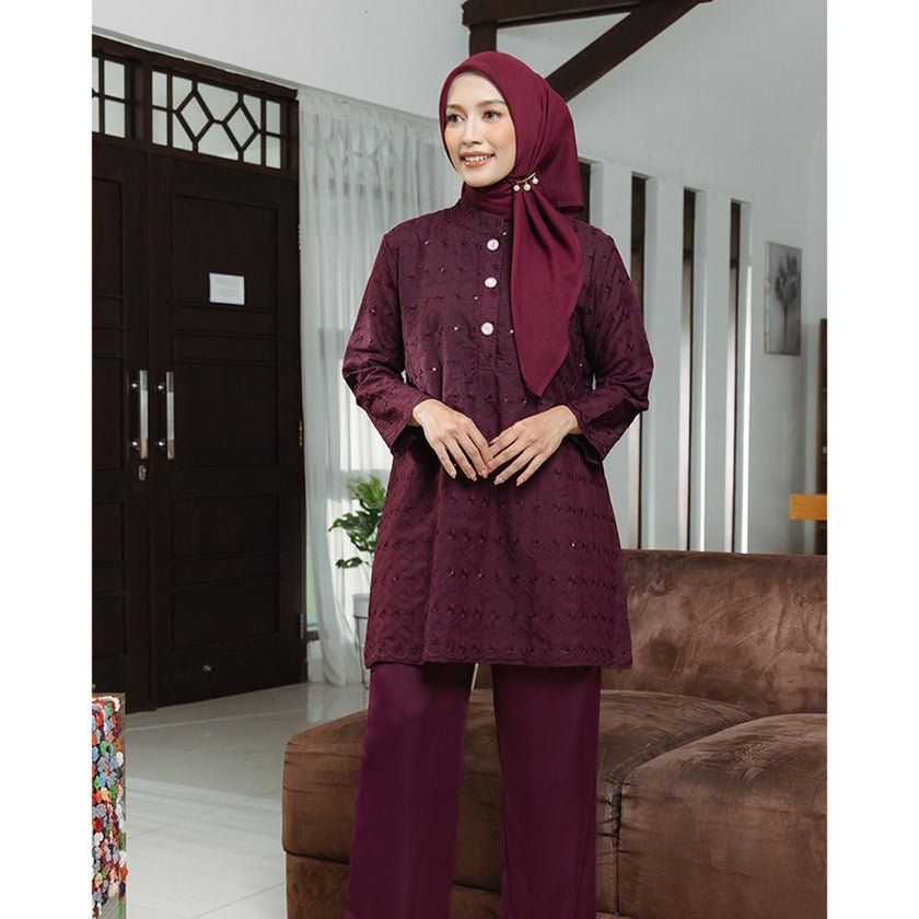 Nomitee's X Russ Yara Set Setelan Wanita