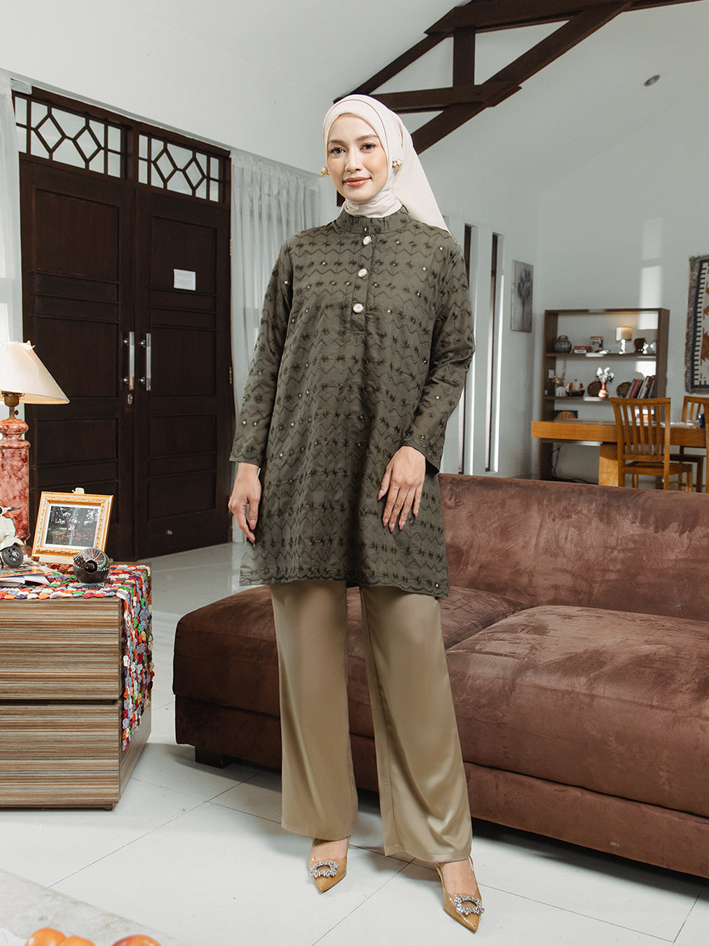 Nomitee's X Russ Yara Set Setelan Wanita