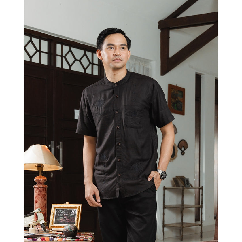 Nomitee's X Russ Koko Short Sleeve Shams
