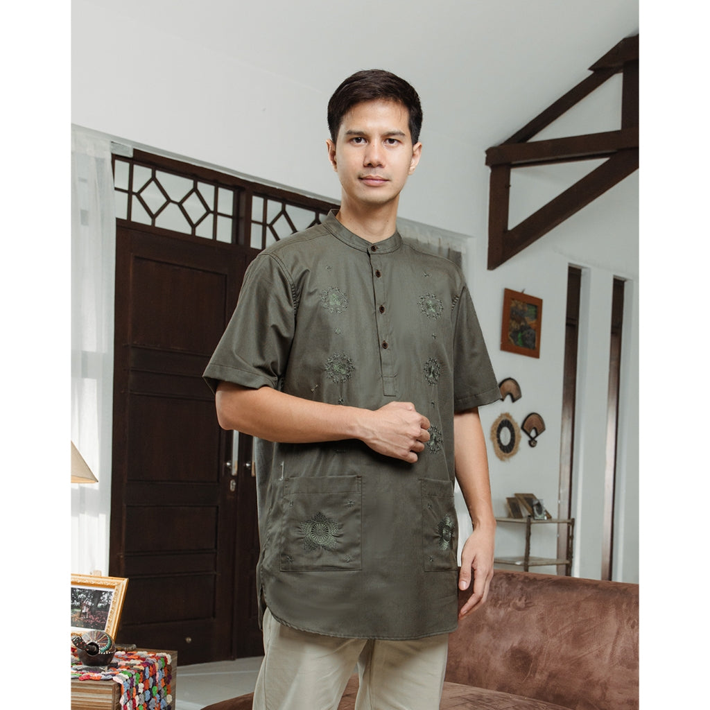 Nomitee's X Russ Koko Short Sleeve Shams