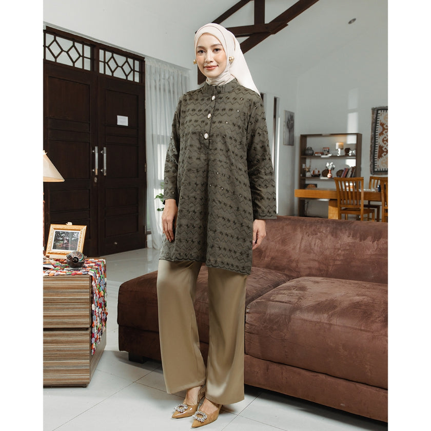 Nomitee's X Russ Yara Set Setelan Wanita