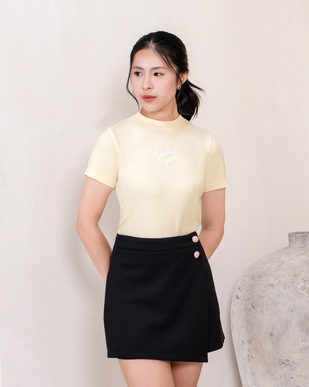Nomitee's Lily Top Atasan Wanita Lengan Pendek